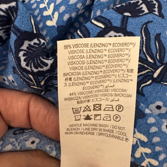 Boden Anna Double Cloth Midi Dress in the "Mosaic Blue Poppy Bloom" pattern - Picture 8 of 16